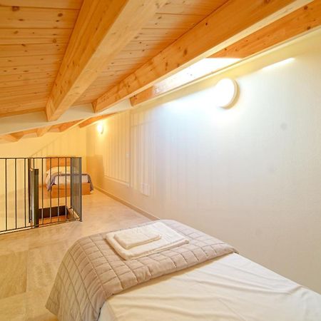 Destiny Home Soave Bagian luar foto